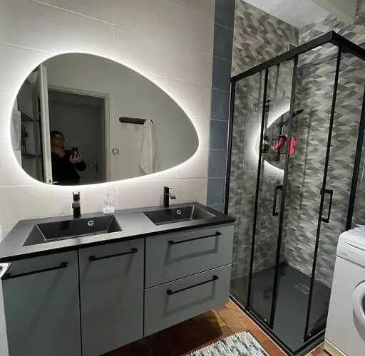 Prázdninový dům Maison De Pecheur Au Pied De La *